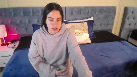 Snapshot of icysweetcam chatting on 13, 12, 2024 Icy online show from 13, 12, 2024