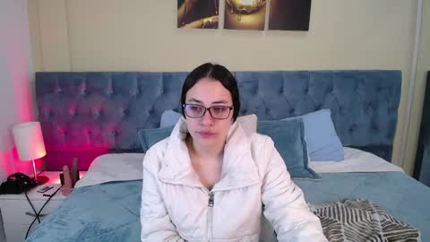 Snapshot of icysweetcam chatting on 10, 1, 2025 Icy online show from 10, 1, 2025