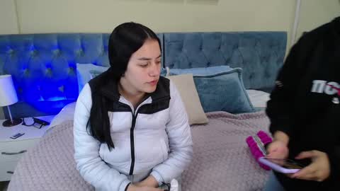 Snapshot of icysweetcam chatting on 12, 1, 2025 Icy online show from 12, 1, 2025