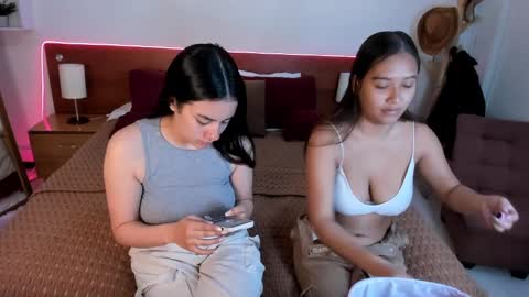 Snapshot of icysweetcam chatting on 15, 9, 2025 Icy online show from 15, 9, 2025