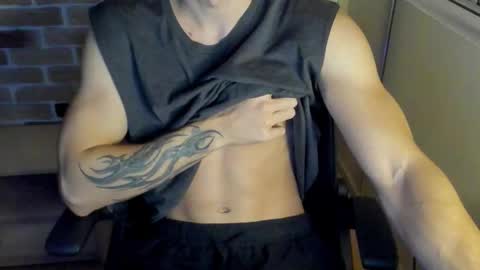 Snapshot of idkiww chatting on 22, 10, 2025 yo online show from 22, 10, 2025