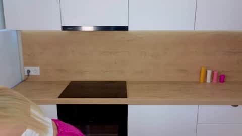 Snapshot of ifiwasyourgf chatting on 21, 12, 2024 Lisa online show from 21, 12, 2024