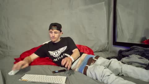 Snapshot of igetherwetter chatting on 12, 1, 2025 Amiri Roue online show from 12, 1, 2025