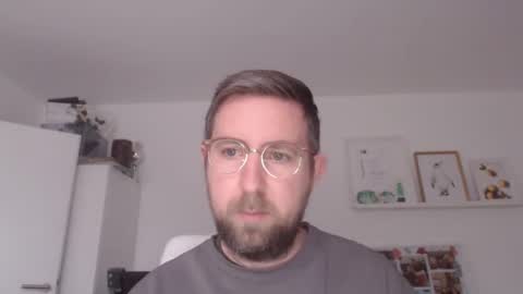 Snapshot of iggi2707 chatting on 8, 1, 2025 ner d online show from 8, 1, 2025