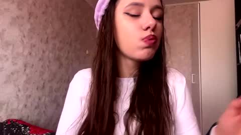 Sofy online show from 28, 4, 2026