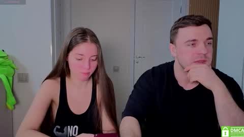 Snapshot of ihavepaws33 chatting on 4, 2, 2026 Julia and Mira online show from 4, 2, 2026