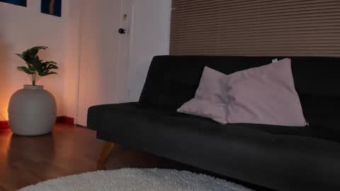 Lua     online show from 11, 1, 2026