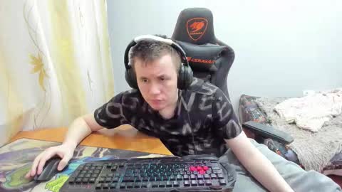 iliaskris online show from 6, 11, 2025