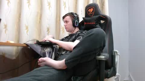 Snapshot of iliaskrisloveee chatting on 4, 7, 2026 lord online show from 4, 7, 2026