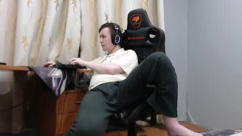 Snapshot of iliaskrisloveee chatting on 9, 7, 2026 lord online show from 9, 7, 2026