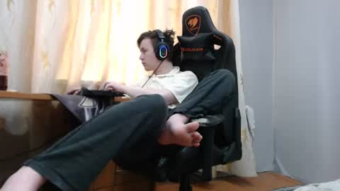 Snapshot of iliaskrisloveee chatting on 10, 7, 2026 lord online show from 10, 7, 2026