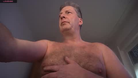 iliebetight online show from 4, 12, 2025