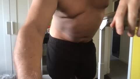 iliketolickitbaby online show from 23, 4, 2026