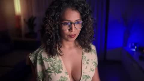 Snapshot of illaroom chatting on 8, 2, 2025 Kloe online show from 8, 2, 2025