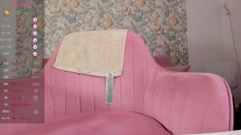 Snapshot of illegal_lorry chatting on 29, 9, 2025 illegal_lorry online show from 29, 9, 2025