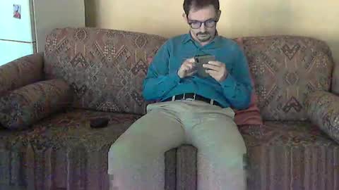 ilovecuteguy79 online show from 28, 5, 2026