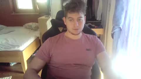 iloveyoutoo2000 online show from 25, 1, 2025