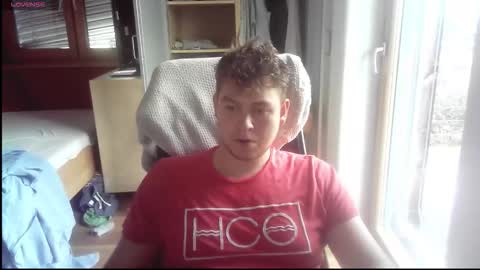 iloveyoutoo2000 online show from 9, 10, 2025