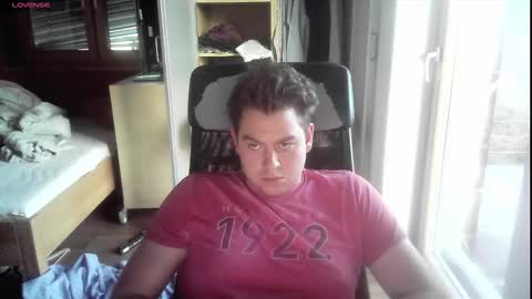 iloveyoutoo2000 online show from 29, 10, 2025