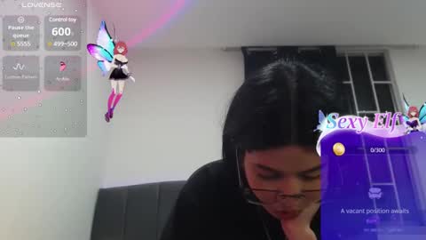 Snapshot of ily_bea chatting on 8, 3, 2025 Ily Bea online show from 8, 3, 2025