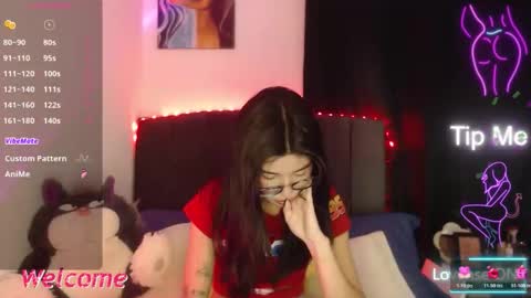 Snapshot of ily_bea chatting on 30, 5, 2026 Ily Bea online show from 30, 5, 2026