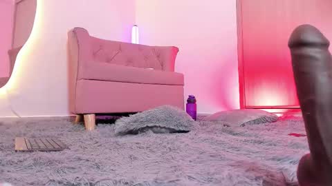 Snapshot of im__mia chatting on 5, 11, 2025 Mia online show from 5, 11, 2025