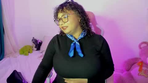 Snapshot of im_angels7 chatting on 16, 10, 2025 Angela online show from 16, 10, 2025