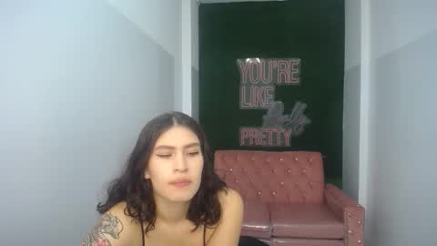 Snapshot of im_anny_t chatting on 6, 10, 2025 Anny online show from 6, 10, 2025