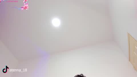 Snapshot of im_atenea_ chatting on 10, 12, 2024 Atenea online show from 10, 12, 2024