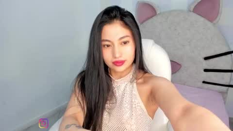 Snapshot of im_atenea_ chatting on 20, 5, 2026 Atenea online show from 20, 5, 2026