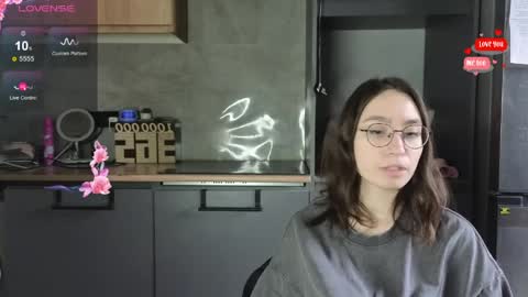 Snapshot of im_baby_amayaa chatting on 8, 4, 2026 Amaya online show from 8, 4, 2026