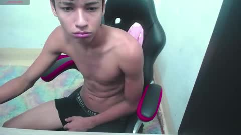 Snapshot of im_david01 chatting on 25, 10, 2025 im_david01 online show from 25, 10, 2025