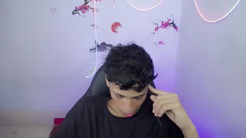 Snapshot of im_david01 chatting on 15, 11, 2025 im_david01 online show from 15, 11, 2025