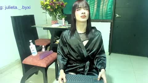 Snapshot of im_dorothy chatting on 4, 5, 2026 im_dorothy online show from 4, 5, 2026
