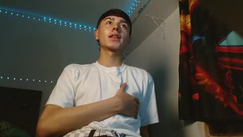 Snapshot of im_juanda chatting on 27, 12, 2024 im_juanda online show from 27, 12, 2024