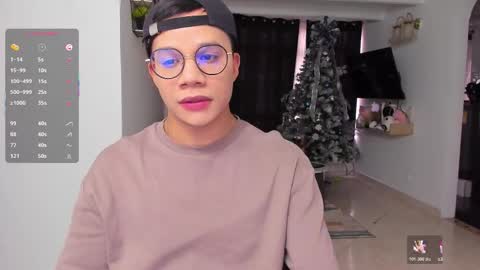 Snapshot of im_marco chatting on 4, 12, 2025 Marco online show from 4, 12, 2025