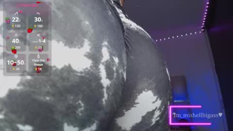 Mishell Martinez    INSTAGRAM im mishellbigass online show from 11, 11, 2025