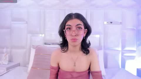 Moly  online show from 17, 11, 2025