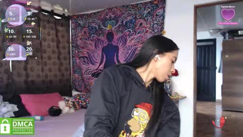 Snapshot of im_moonlight chatting on 8, 10, 2025 Cutie pie online show from 8, 10, 2025