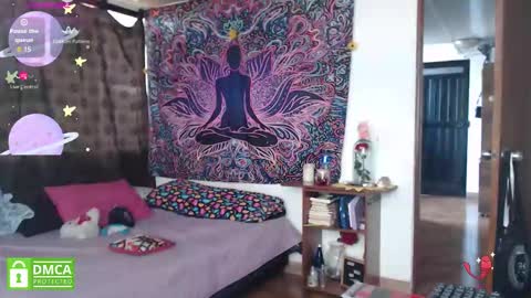 Snapshot of im_moonlight chatting on 6, 11, 2025 Cutie pie online show from 6, 11, 2025