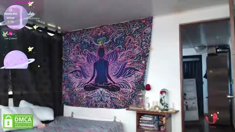 Cutie pie online show from 17, 12, 2025