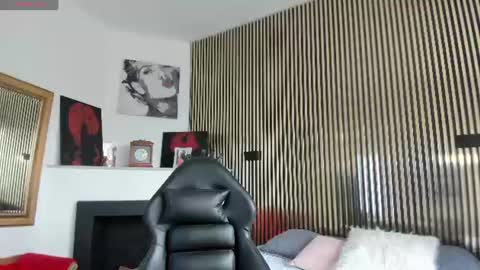 Snapshot of im_rockstar chatting on 29, 7, 2026 KAREN online show from 29, 7, 2026