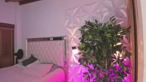 Snapshot of im_sebaslopez chatting on 27, 9, 2025 im_sebaslopez online show from 27, 9, 2025