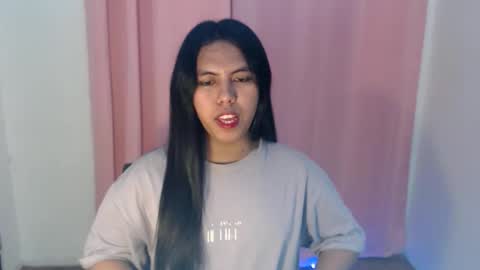 Snapshot of im_ur_girl_demure chatting on 6, 5, 2026 kyline online show from 6, 5, 2026