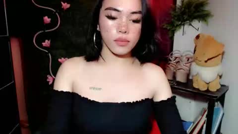 Hii love online show from 8, 11, 2025