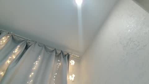 Snapshot of imcarrieberry chatting on 8, 1, 2025 Carrie online show from 8, 1, 2025