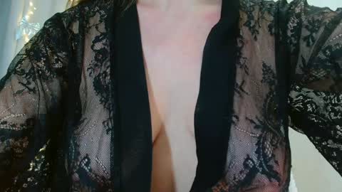 Snapshot of imcarrieberry chatting on 13, 1, 2025 Carrie online show from 13, 1, 2025