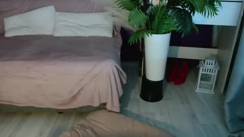 Snapshot of imcarrieberry chatting on 19, 10, 2025 Carrie online show from 19, 10, 2025