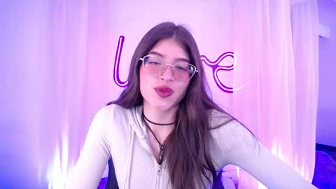 Chloe online show from 16, 10, 2025