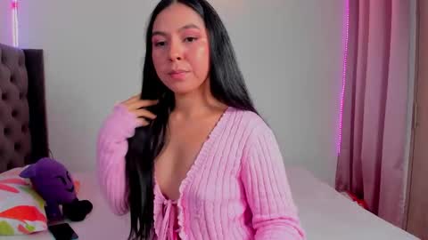 Snapshot of imdayaadams chatting on 2, 11, 2025 Dayana online show from 2, 11, 2025